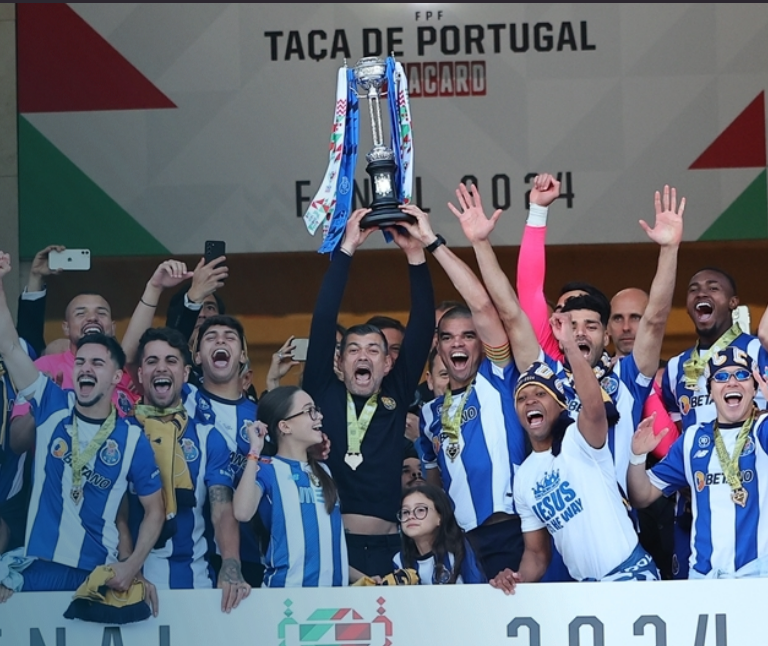 Screenshot-2024-05-27-at-00-21-04-FC-Porto-Noticias-20-vezes-Porto